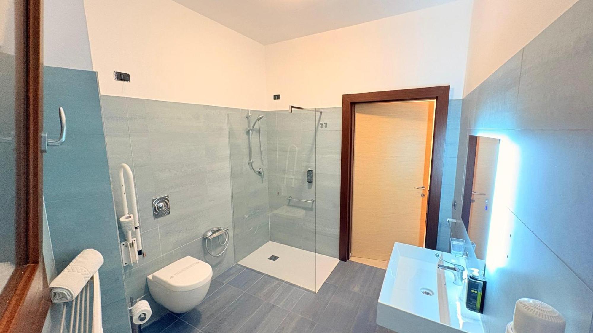 Triple Room,1771712224:JPEG