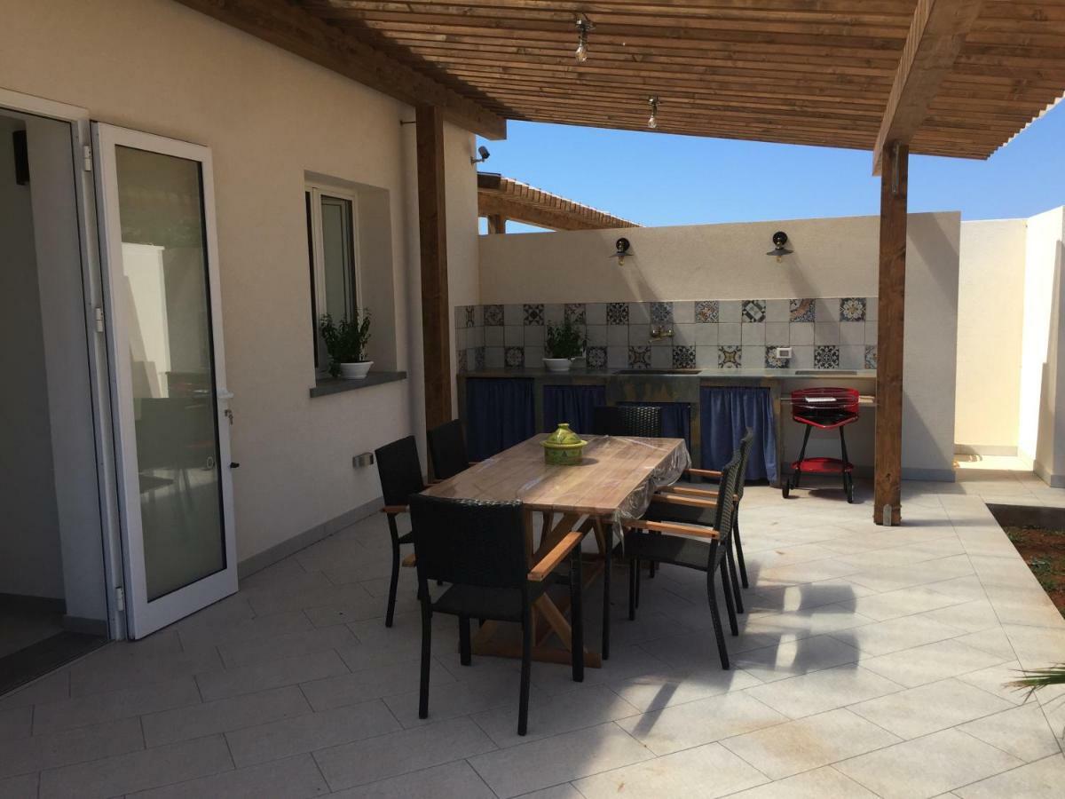 Villa con 2 Camere da Letto