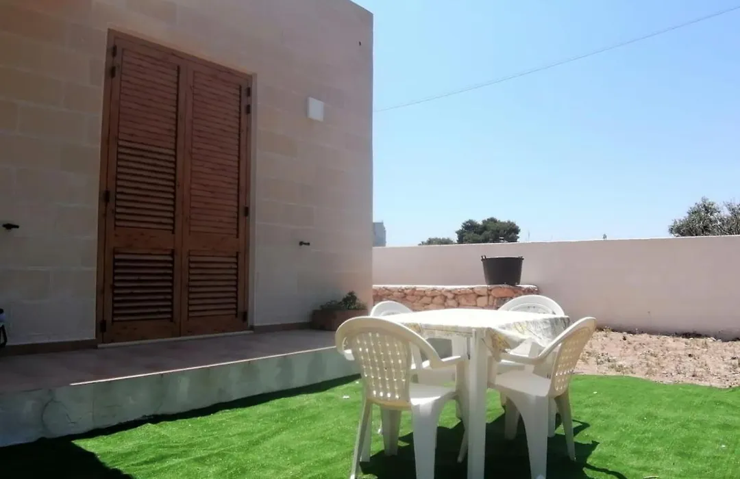 Casa Mare Con Terrazza-1
