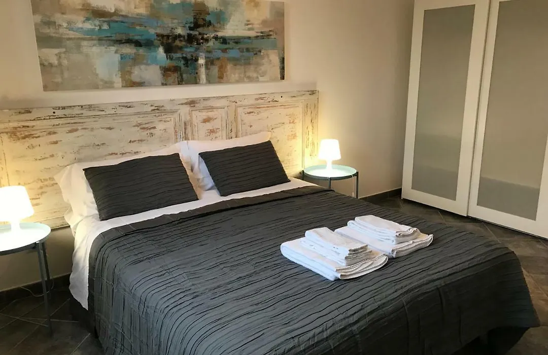 Le Casuzze del Residence Burrone Trilocale-1